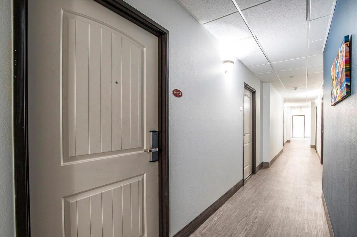 Vistas 107- Modern Studio Sleeps 3 With Style Sierra Vista Luaran gambar