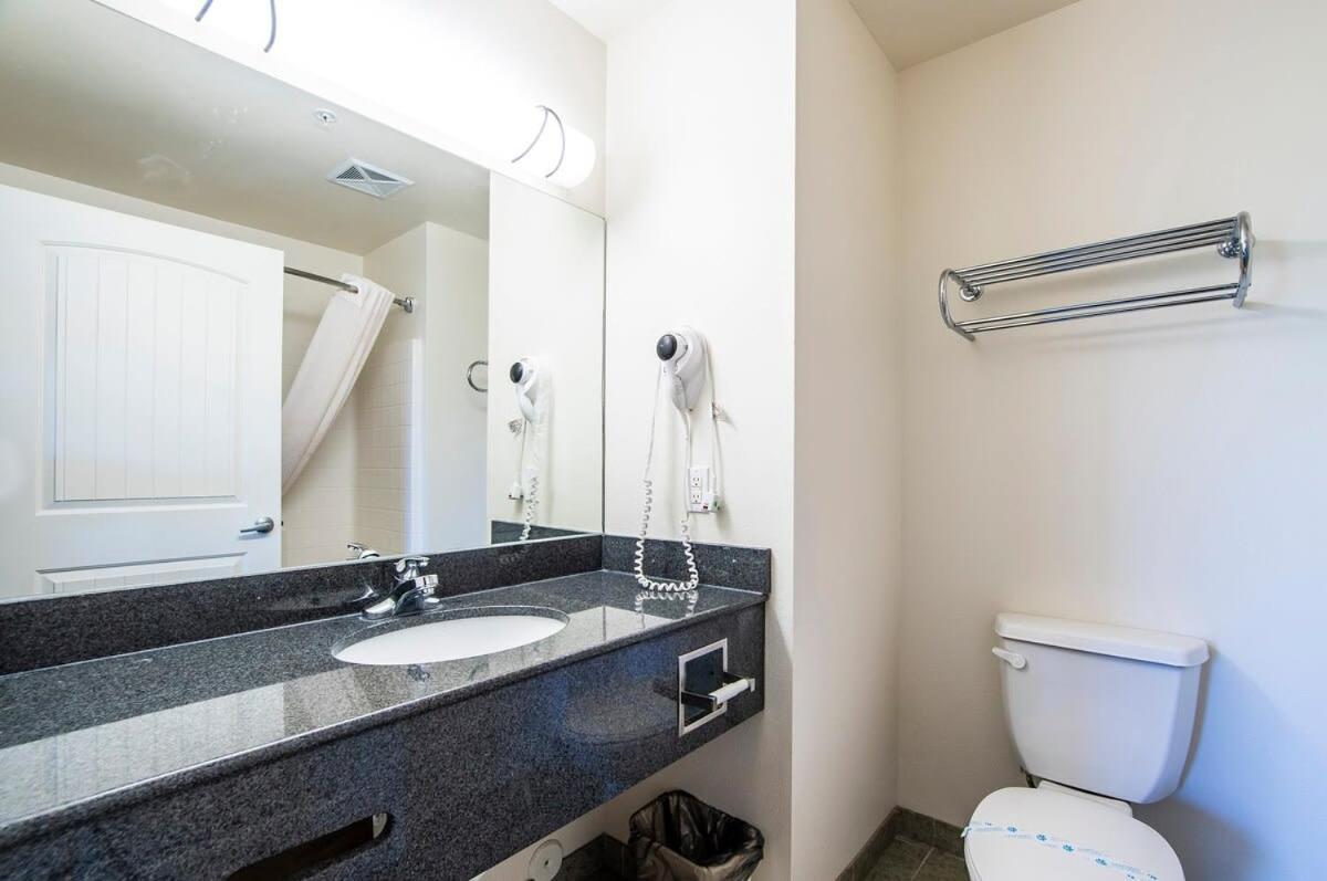 Vistas 107- Modern Studio Sleeps 3 With Style Sierra Vista Luaran gambar